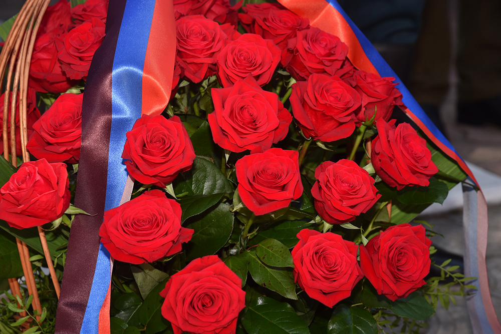 Денис Пушилин принял участие в траурных мероприятиях по случаю шестой годовщины начала боевых действий за Иловайск (видео + фото)