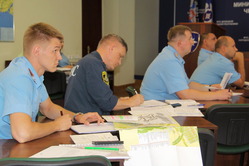 Прошла штабная тренировка органов управления и сил территориальной подсистемы Дебальцево (фото)