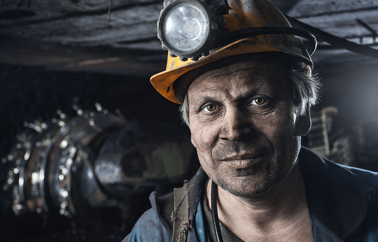 В Торезе поздравили горняков с профессиональным праздником