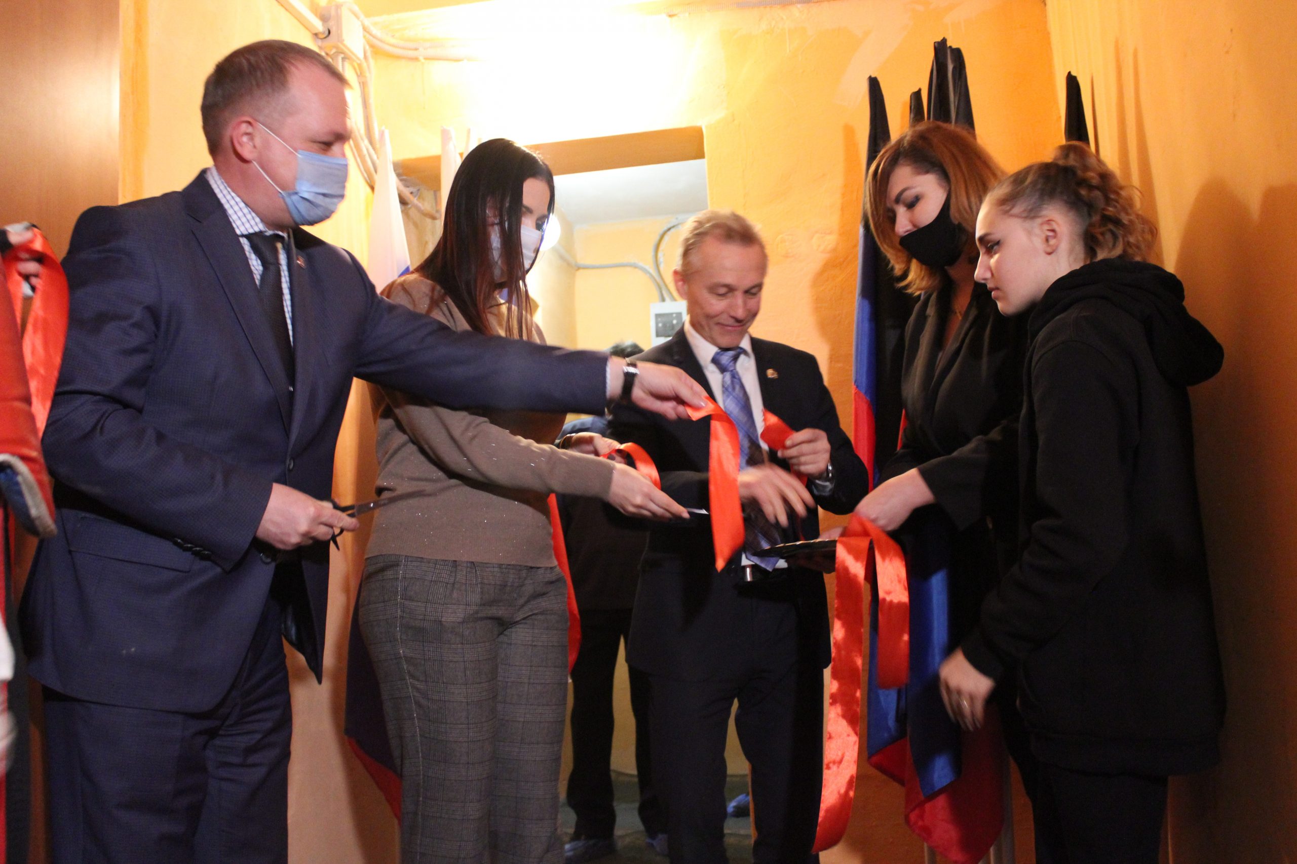 📸В Макеевке прошло открытие филиала КДЮСШ №1