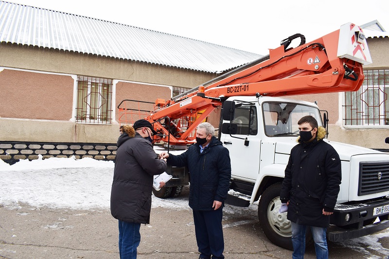 Старобешевская ТЭС получила новую спецтехнику