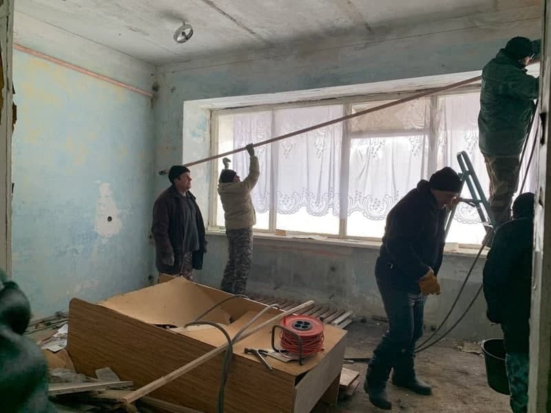 📸Министр строительства и ЖКХ проверил ход восстановительных работ в Новоазовском районе