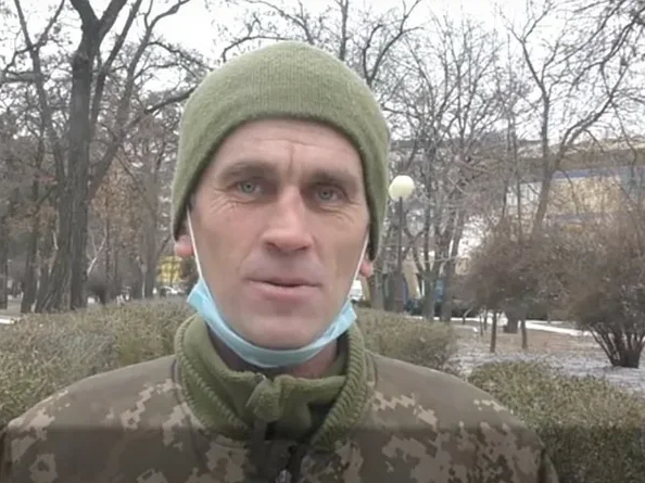 📹 Перешедший на сторону ДНР военнослужащий ВСУ обратился к президенту Украины Владимиру Зеленскому