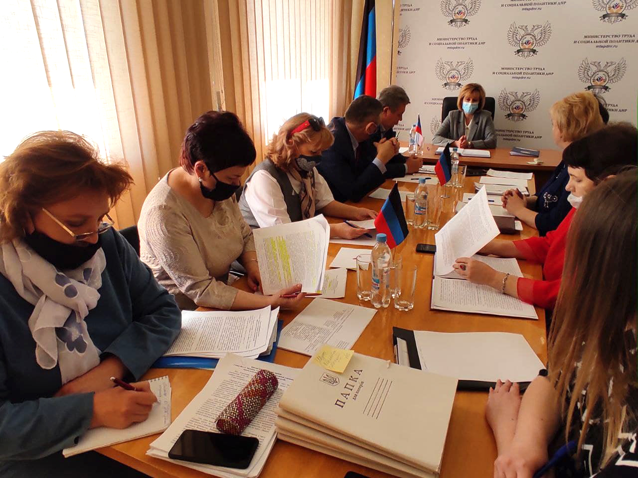 Определены многодетные семьи, которые будут награждены знаком отличия