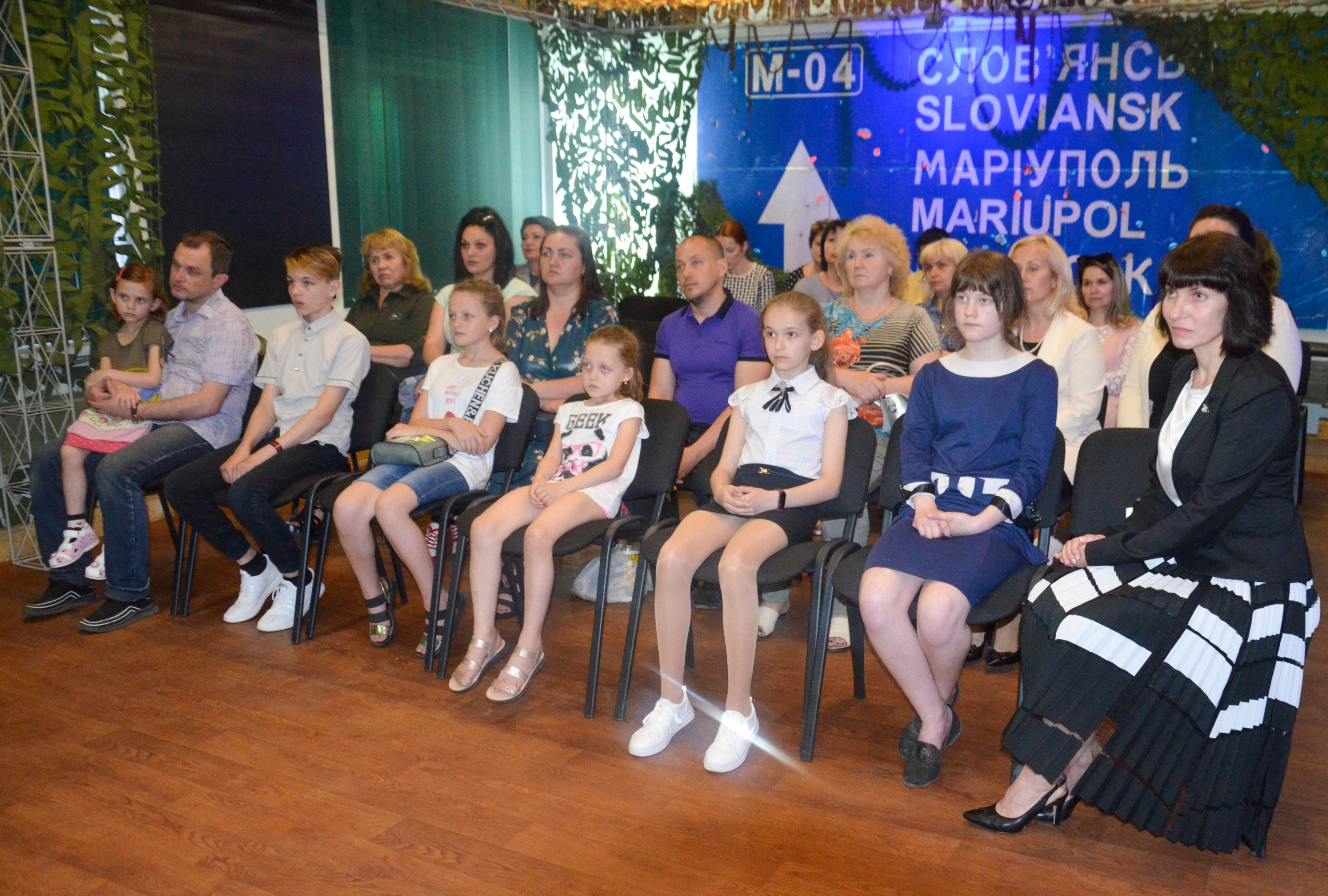 Представители ДНР обсудили с коллегами из ЛНР преступления ВФУ против детей Донбасса