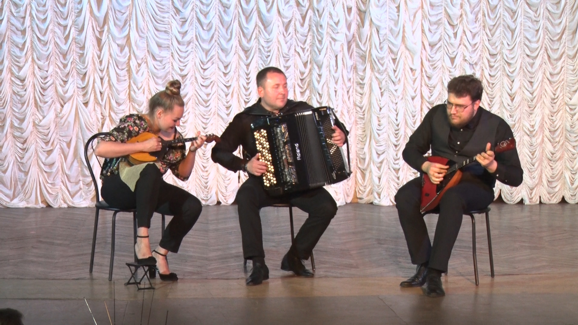 📹 В Макеевке состоялся концерт по случаю празднования Дня России