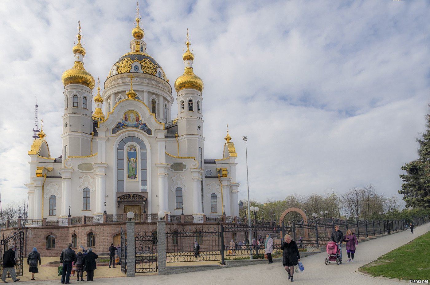 Поздравление Владимира Пашкова с Днём Святой Троицы