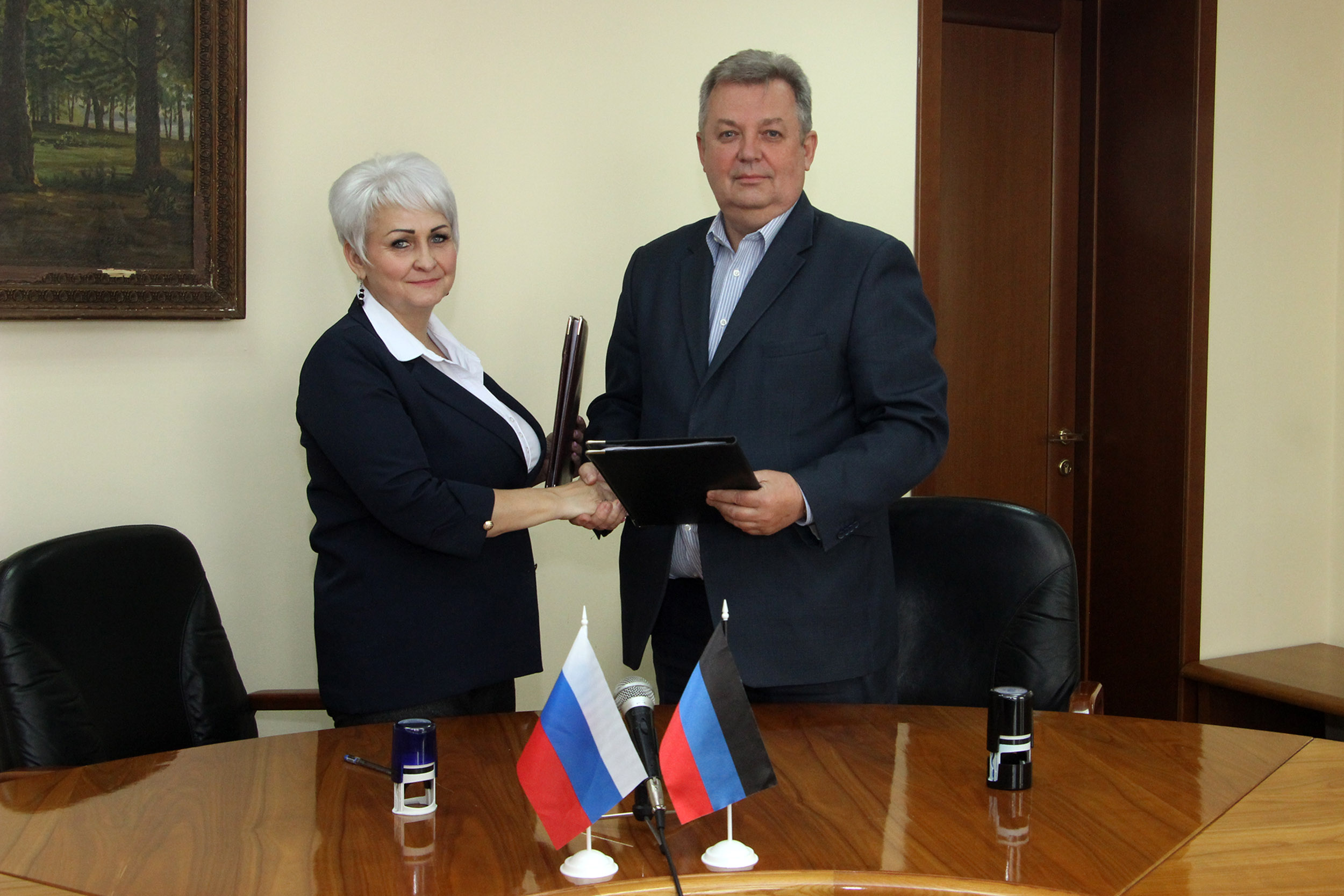 📸 Министерство информации ДНР и профсоюз работников СМИ подписали отраслевое соглашение