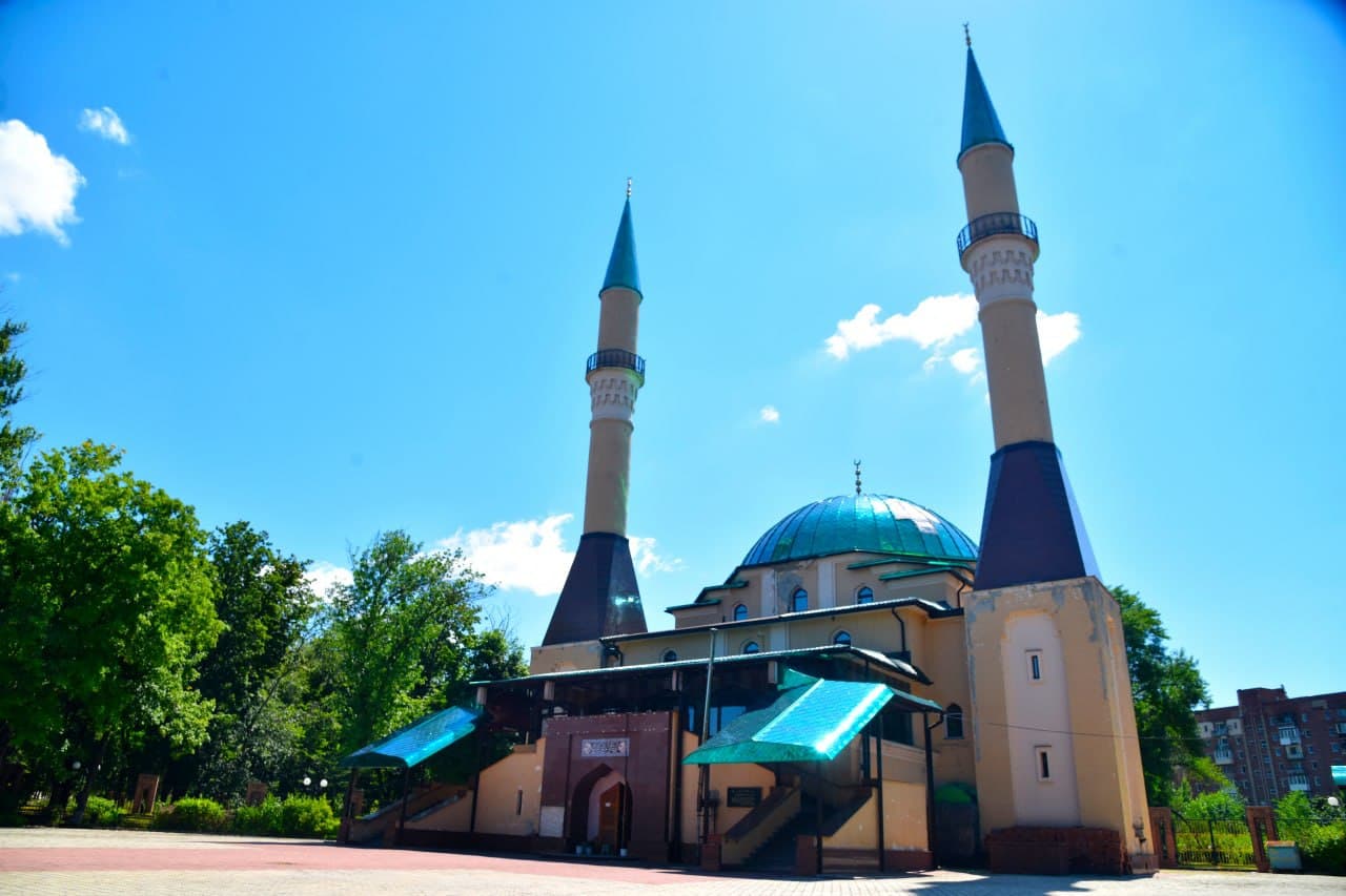 Денис Пушилин поздравил мусульман ДНР с праздником Курбан-байрам