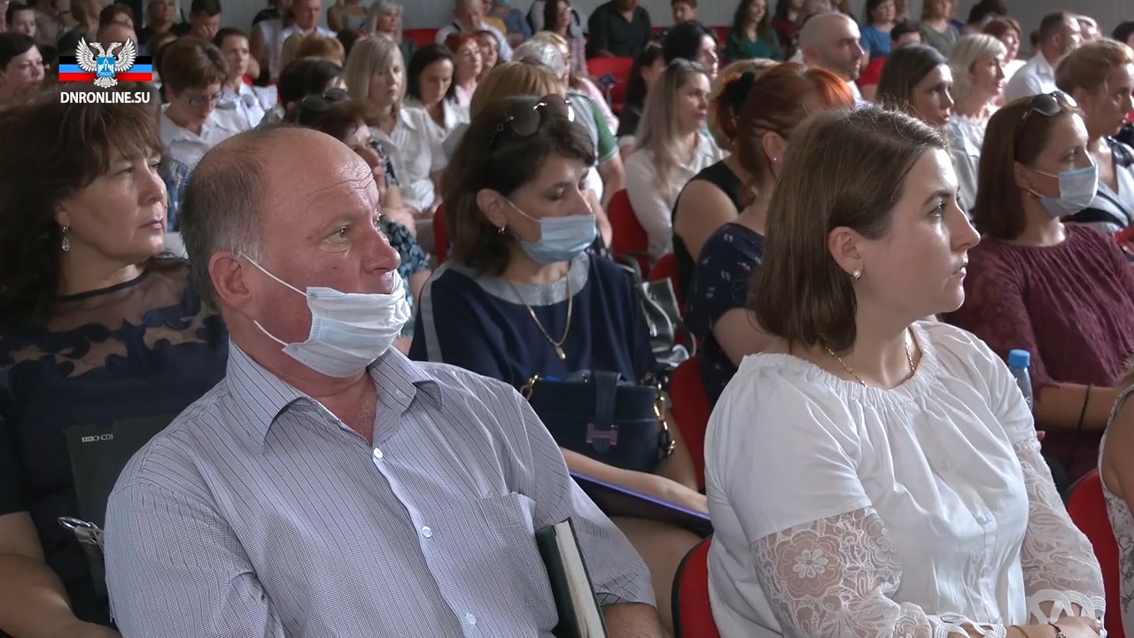 📹В Харцызске прошла конференция «Россия-Донбасс: единство приоритетов»