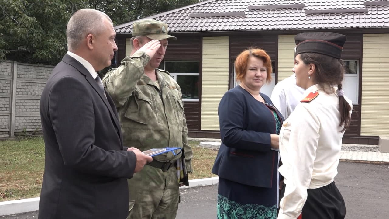 📹ООО «Офицеры России» вручила благодарность Кадетскому корпусу им. А.В. Захарченко