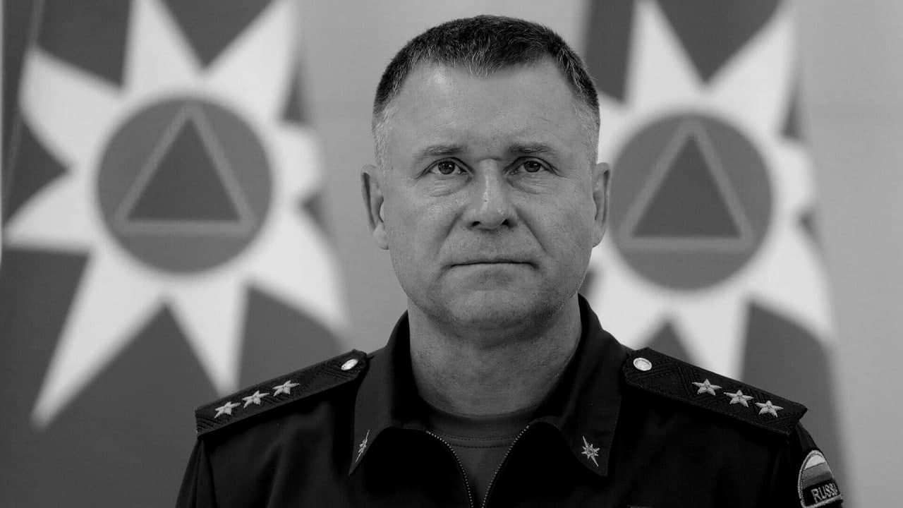 МЧС ДНР выражает глубокие соболезнования в связи с гибелью Министра МЧС РФ генерала армии Зиничева Евгения Николаевича