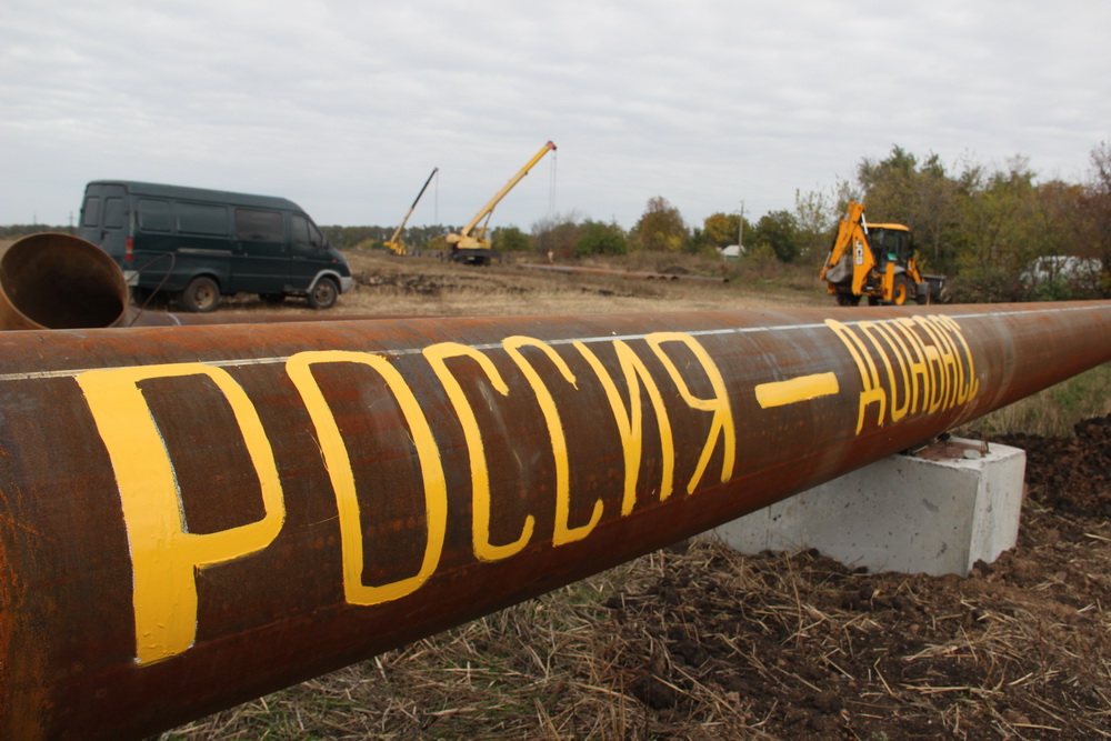 📹📸 Денис Пушилин посетил строительство газопровода на Углегорск и Дебальцево