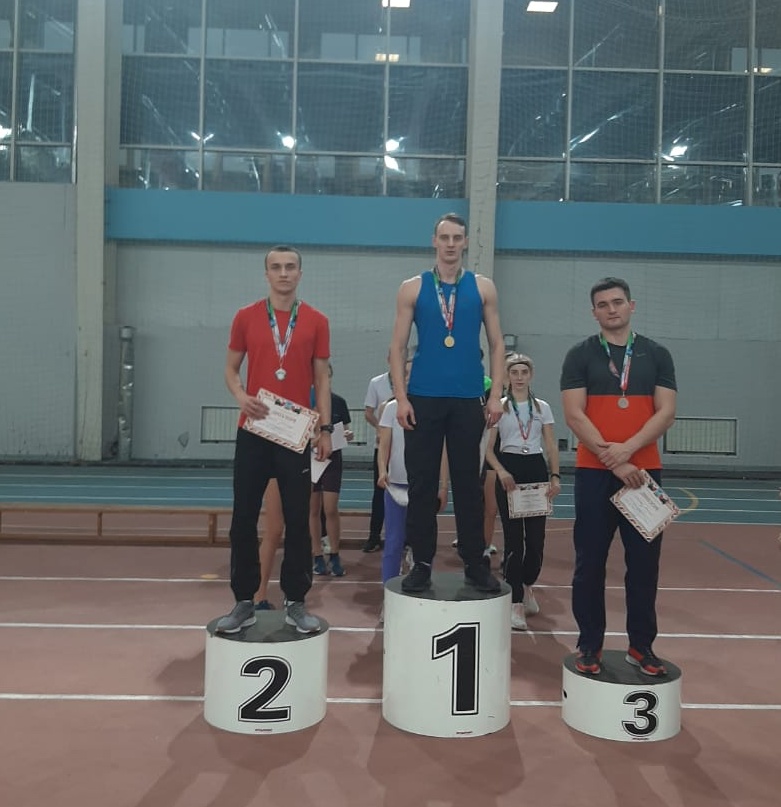 Донецкие бегуны заняли весь пьедестал почета в Белгороде