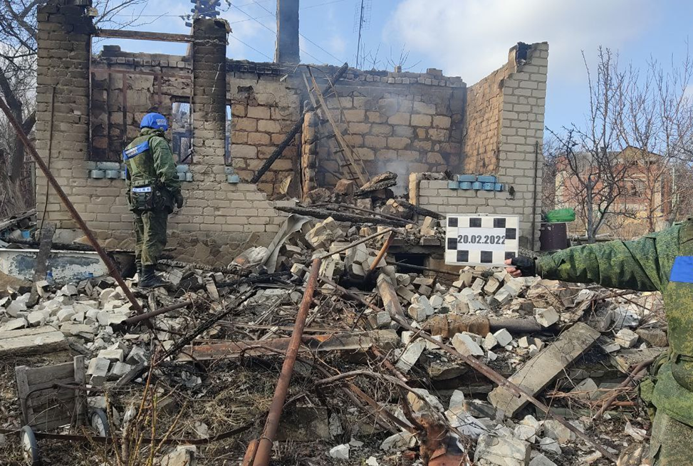 Разрушенный Донбасс. Бомбёжка Донецка и Луганска. Донбасс после бомбёжки.