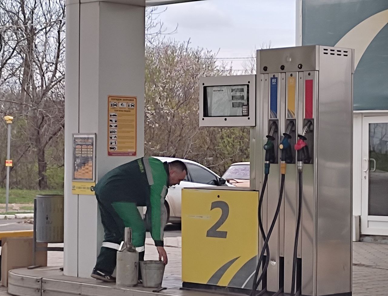 📹📸 В Мариуполе открылась первая АЗС