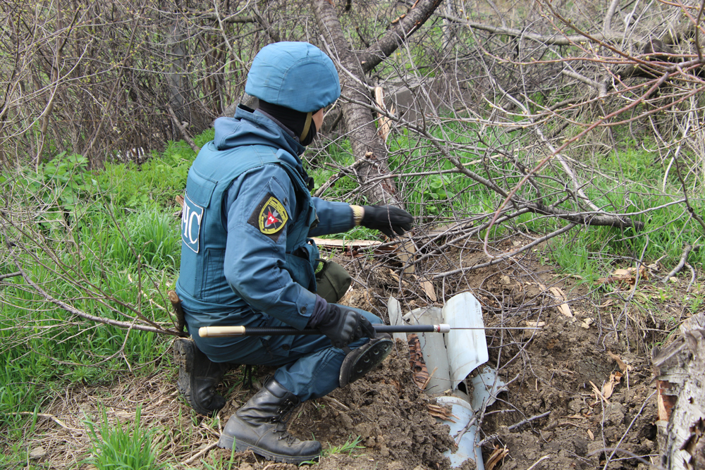 📸📹 Саперы МЧС обезвредили более 42 тыс. взрывоопасных предметов на освобожденных территориях