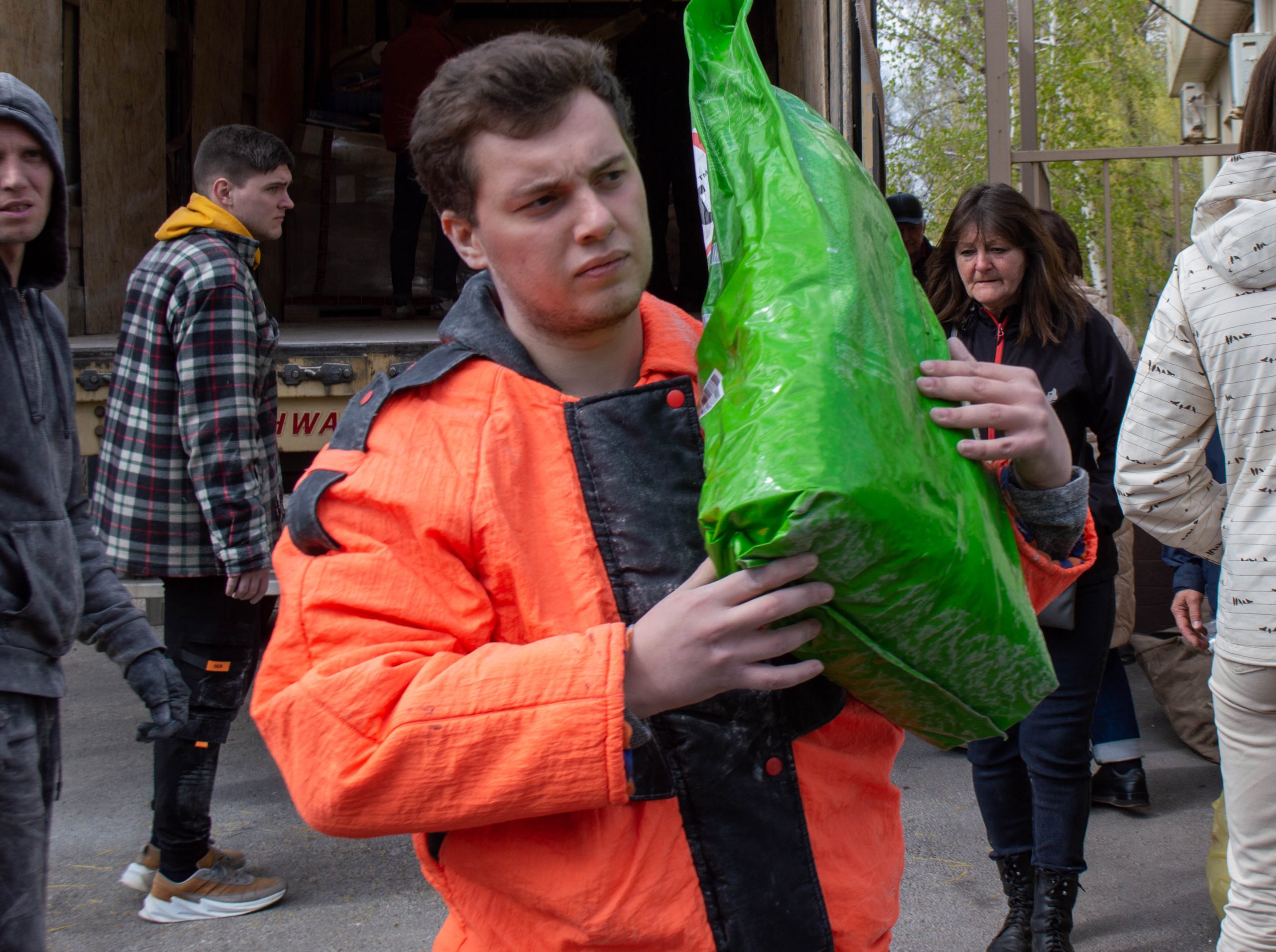📸 В ДНР доставили из России порядка 17 тонн помощи для животных