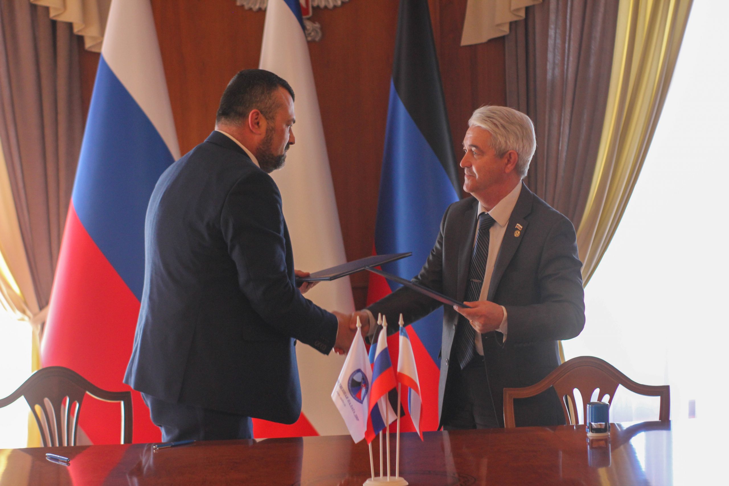 📸 Представители Общественных палат ДНР и Севастополя подписали Соглашение о сотрудничестве