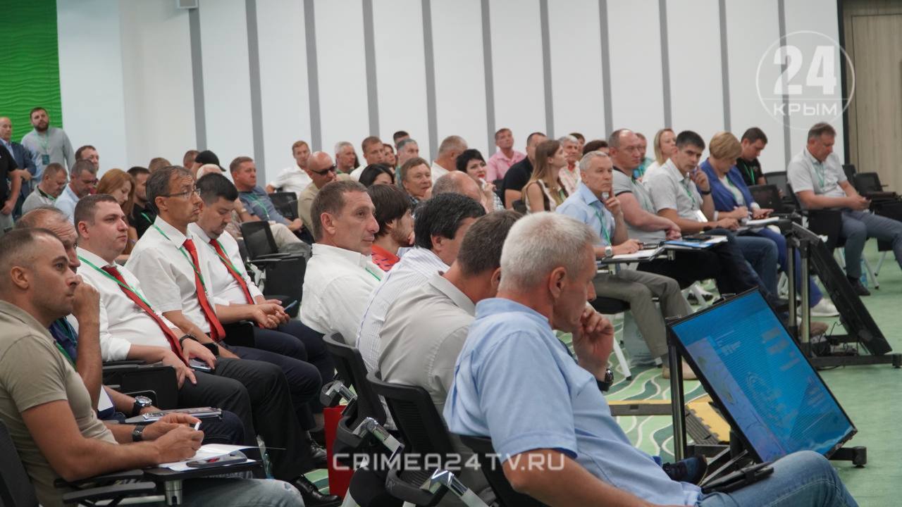 В Крыму обсудили условия проведения футбольных матчей