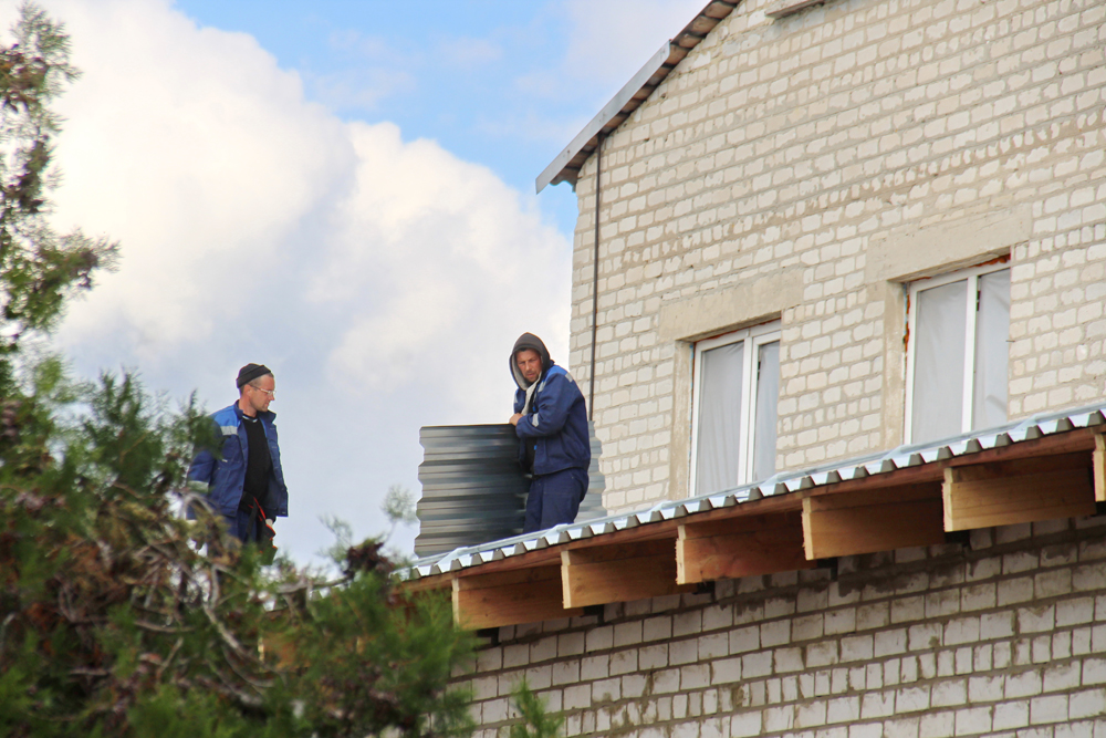 📸📹 В Докучаевске при поддержке Владимирской области восстанавливают пожарную часть