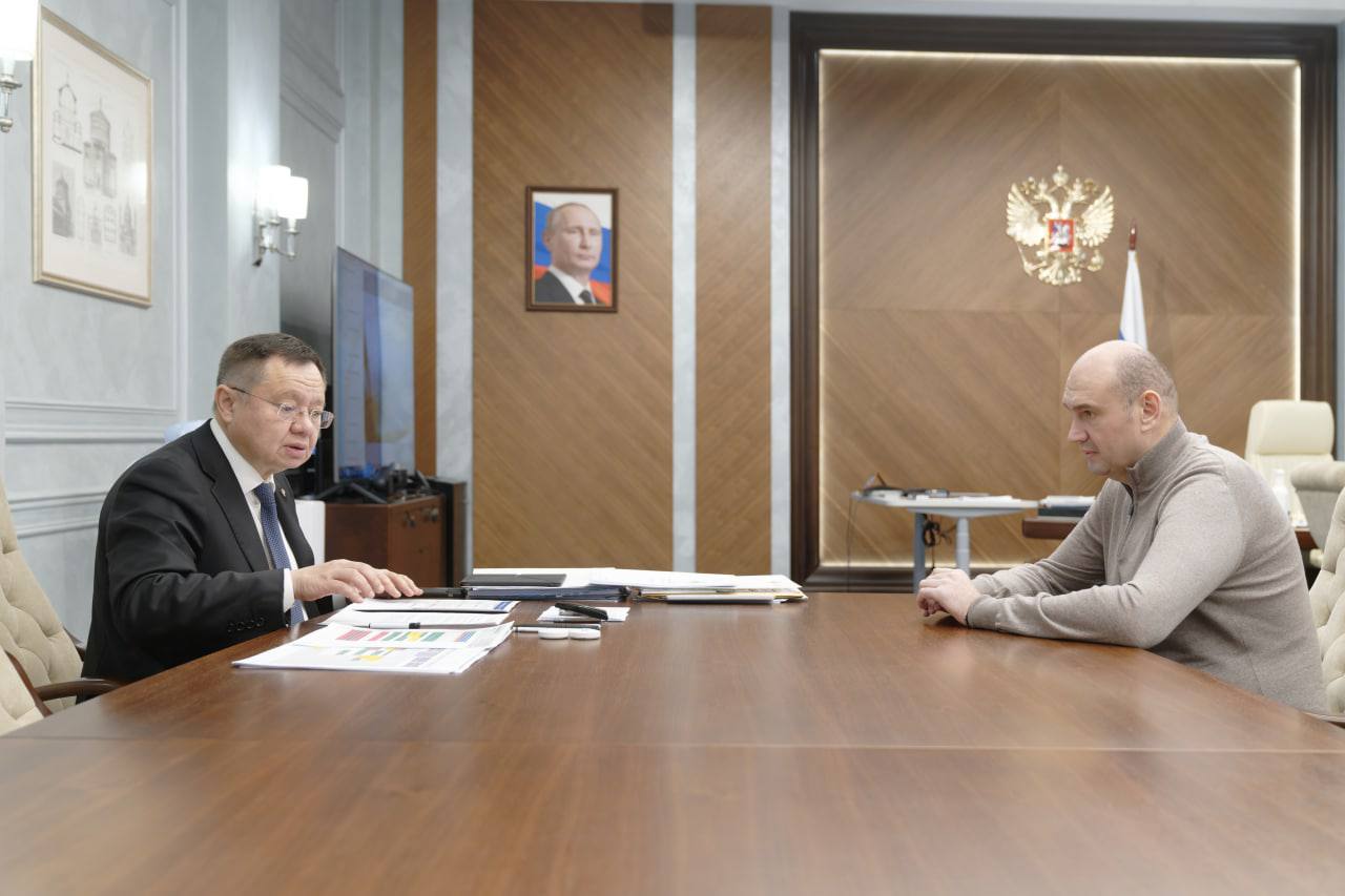 Евгений Солнцев встретился с министром строительства и ЖКХ РФ