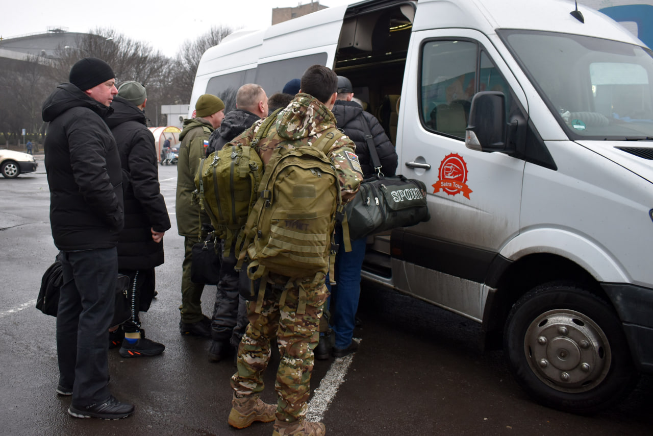 Военнослужащие отправились на реабилитацию