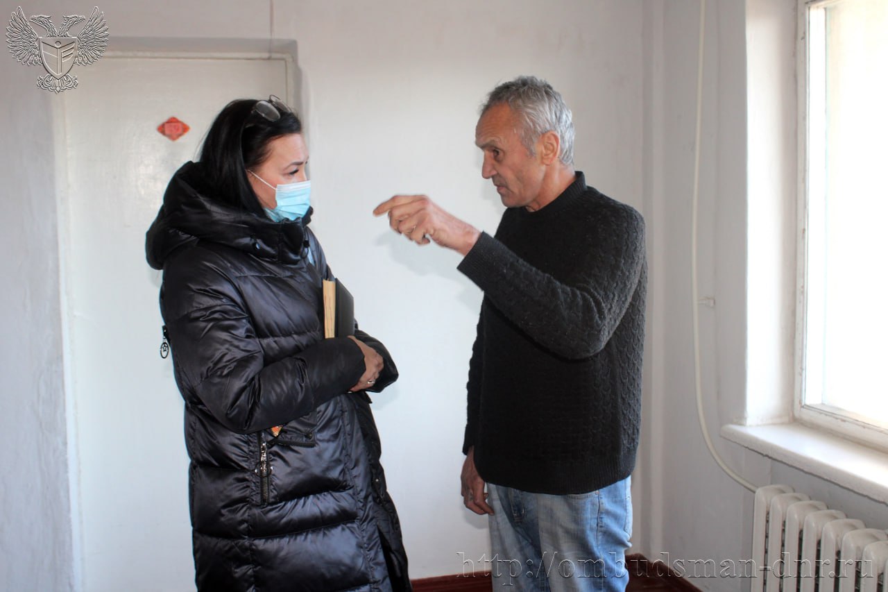 📸 Представители омбудсмена встретились с эвакуированными из зоны боевых действий гражданами