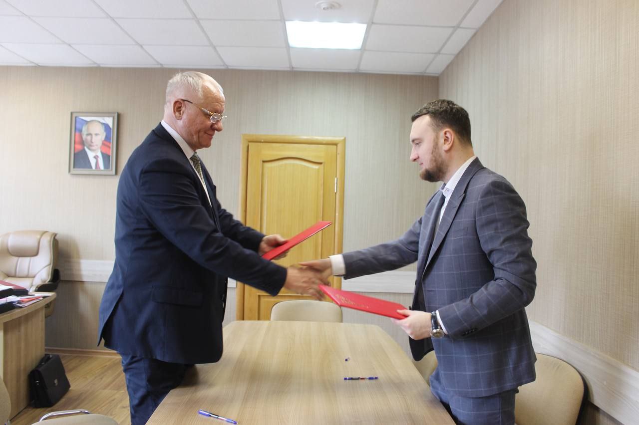 Между ДНР и Хакасией подписано соглашение о сотрудничестве в сфере молодежной политики