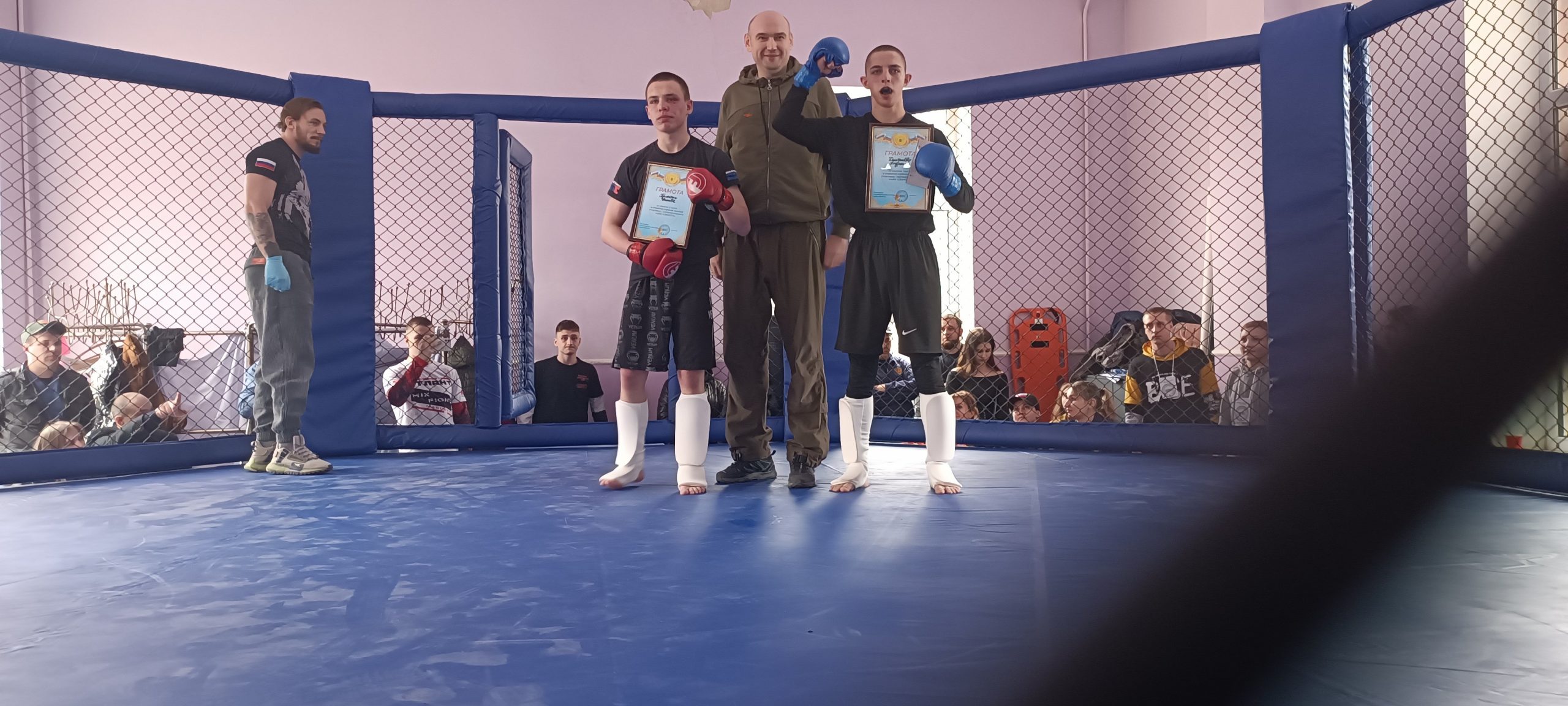 В Старобешевском районе открылся новый зал ММА