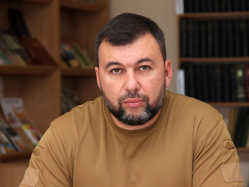 Денис Пушилин: Байден передачей Киеву кассетных боеприпасов расписался в военных преступлениях