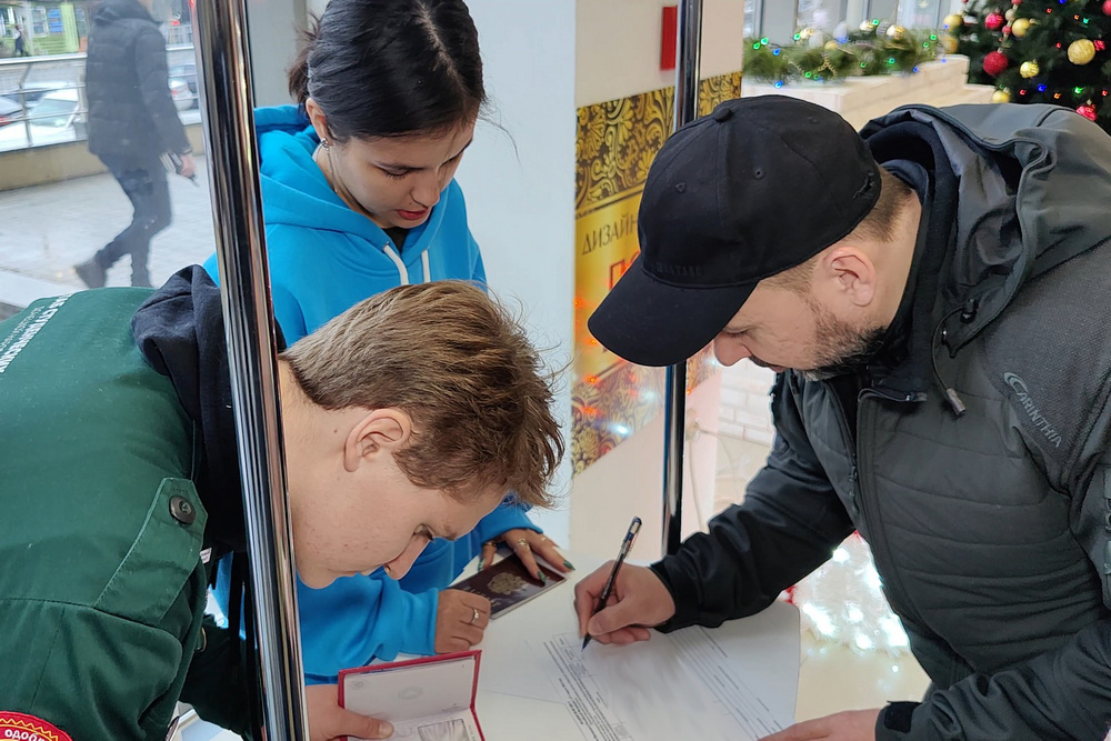 Денис Пушилин выразил поддержку Владимиру Путину в выдвижении на пост президента