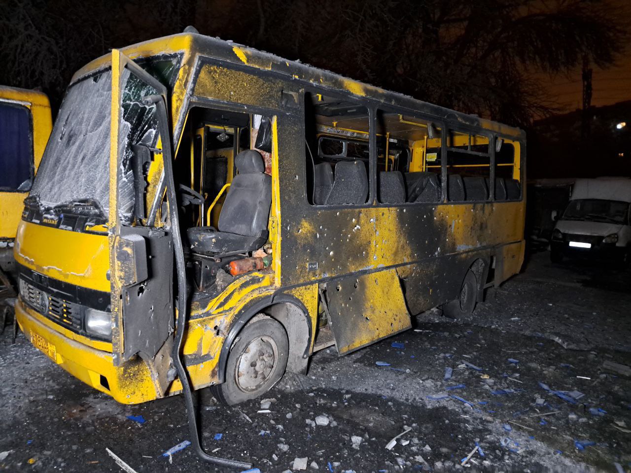 В результате обстрелов Донецка погиб один мирный житель, еще семеро ранены