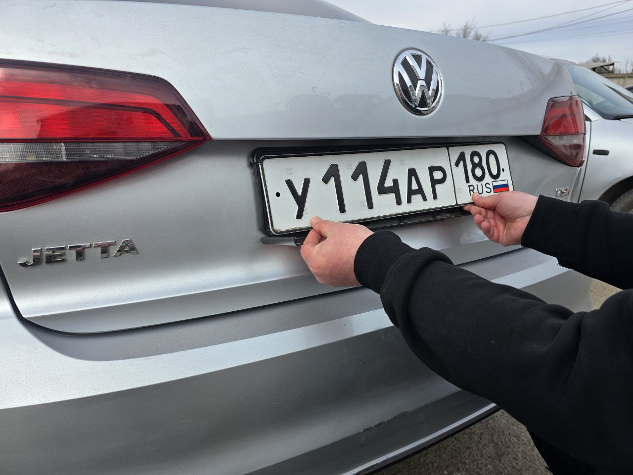 Замена регистрационных документов и номерных знаков ТС продлится до 1 января 2026 года