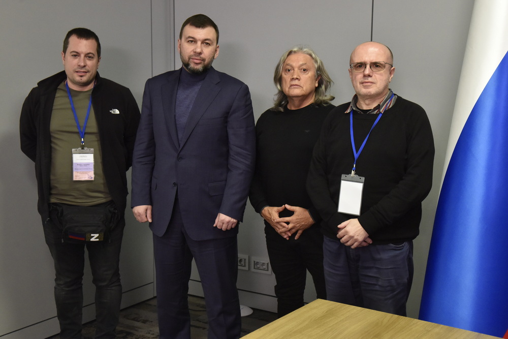 Глава ДНР встретился с международными наблюдателями