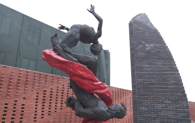 Открыт восстановленный мемориальный комплекс на территории шахты № 4/4-бис