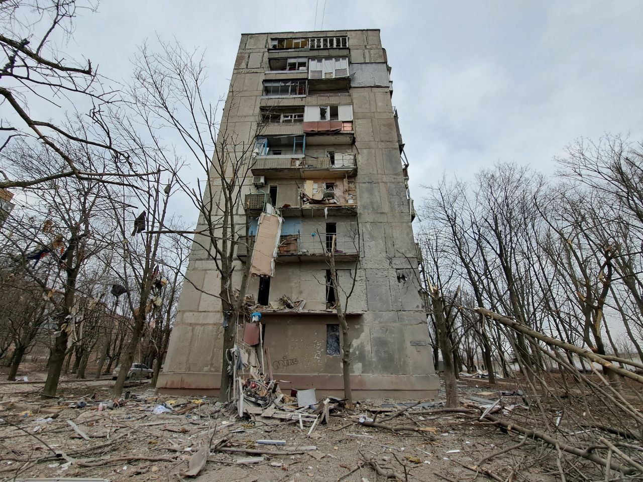 По населенным пунктам Республики выпущено более двухсот боеприпасов, ранены 8 человек