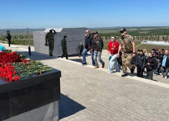 В ДНР привезли Вечный огонь с Мамаева кургана