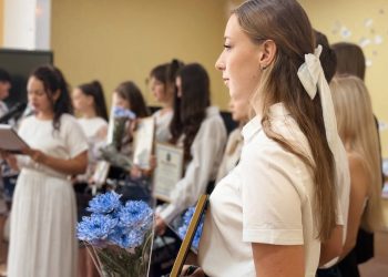 В Республике более 3 тысяч выпускников окончили школу на отлично