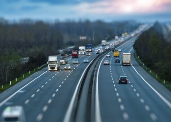 Депутаты одобрили проект закона о регистрации транспортных средств