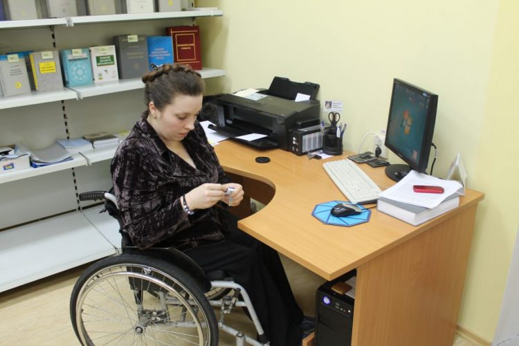 Центры занятости помогут трудоустроиться гражданам с инвалидностью