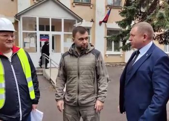 Глава ДНР проинспектировал ход восстановления Снежного