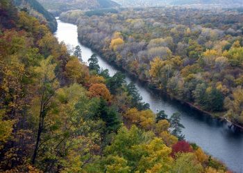 В Народный Совет передан законопроект о развитии туристской деятельности в ДНР