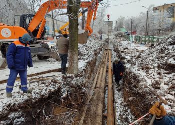 За сутки устранено порядка 300 аварий на сетях тепло- и водоснабжения