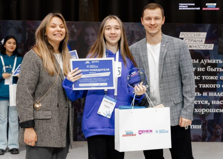 Пятнадцатилетняя макеевчанка мечтает показать всему миру красоту и уникальность Донбасса