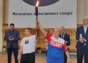 Донецк принял эстафету огня Олимпиады народов мира
