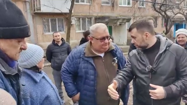 Денис Пушилин встретился с жителями Енакиева