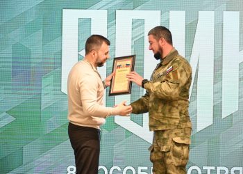 Денис Пушилин поздравил Центр «Воин» в ДНР с годовщиной создания и ознакомился с работой его площадок