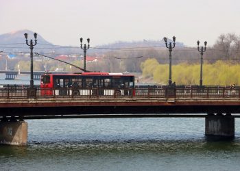 Начинается ремонт моста по проспекту Ильича в Донецке