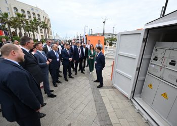 «Спасибо всем, кто видит перспективу Донбасса»: Денис Пушилин принял участие в дискуссии «Комплексное развитие Юга России» на Форуме дорожных инициатив